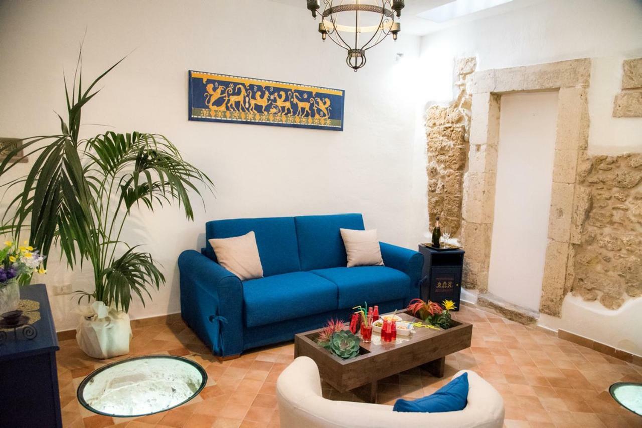 Ortigia Ancient House Apartment Syracuse Exterior photo