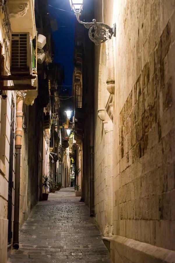 Ortigia Ancient House Apartment Syracuse Exterior photo